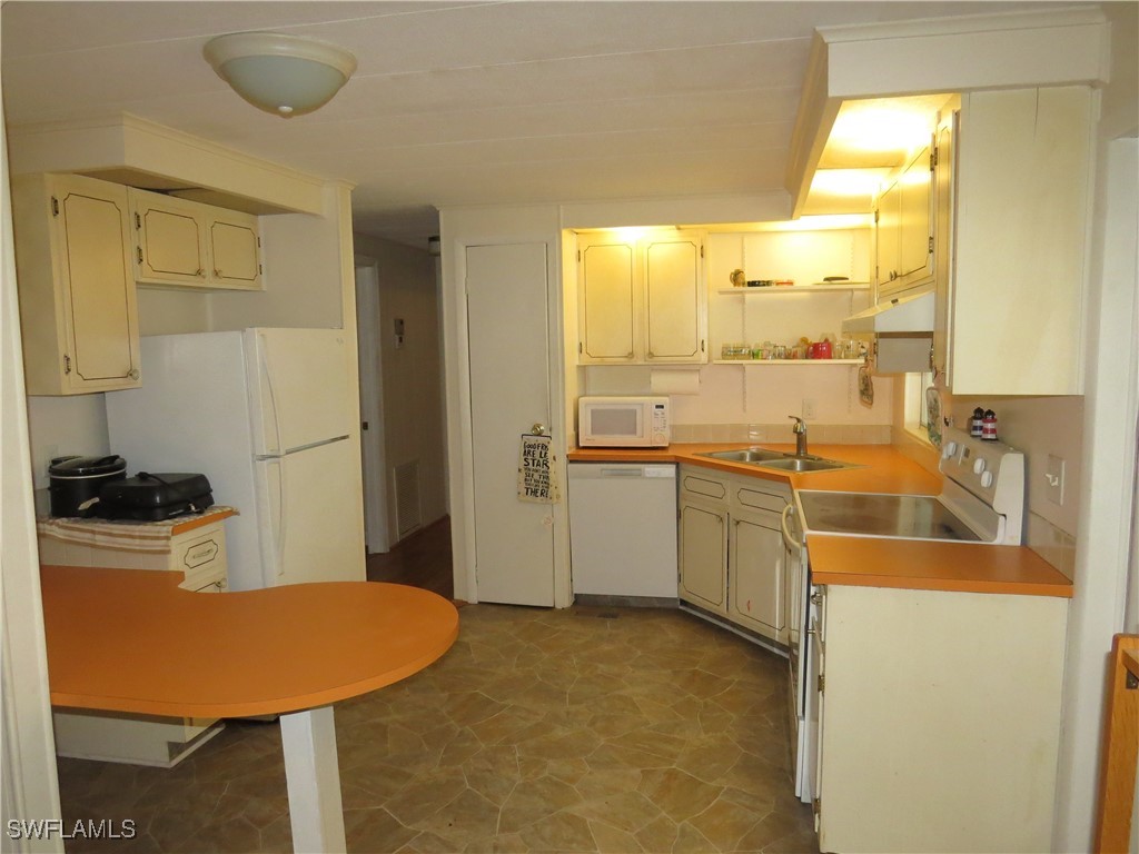 705 Blackburn Boulevard North Port FL 34287 225029999 image9