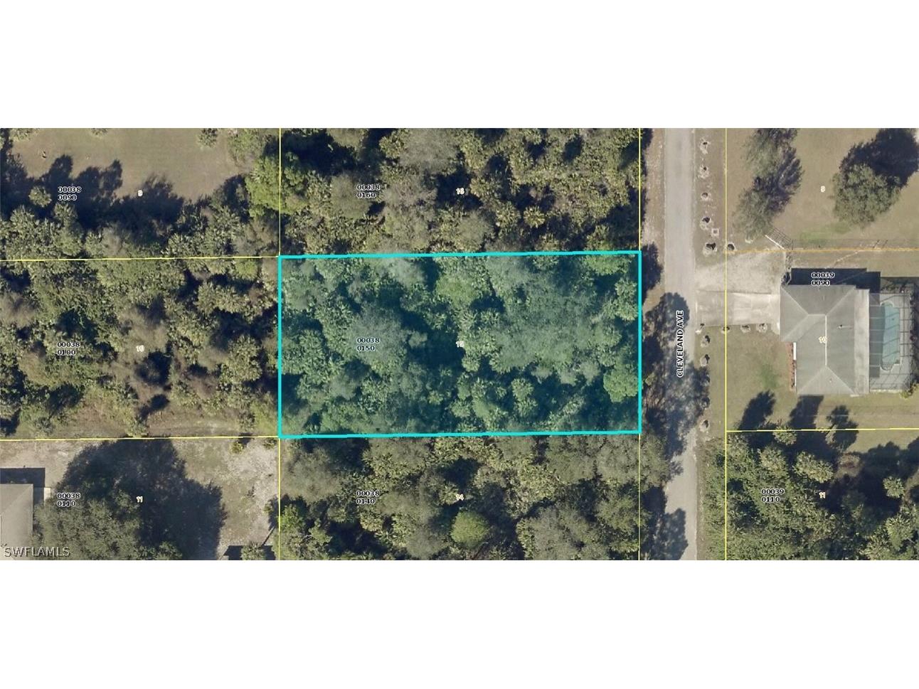 705 Cleveland Avenue Lehigh Acres FL 33936 224029375 image1