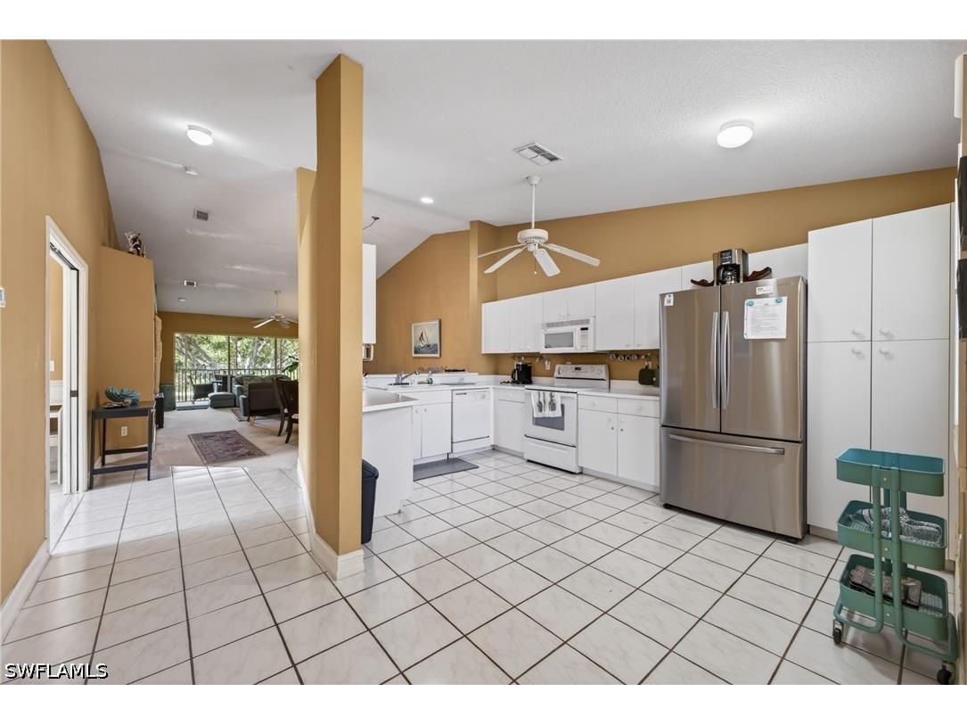 705 Luisa Lane #822 Naples FL 34104 226020046 image10