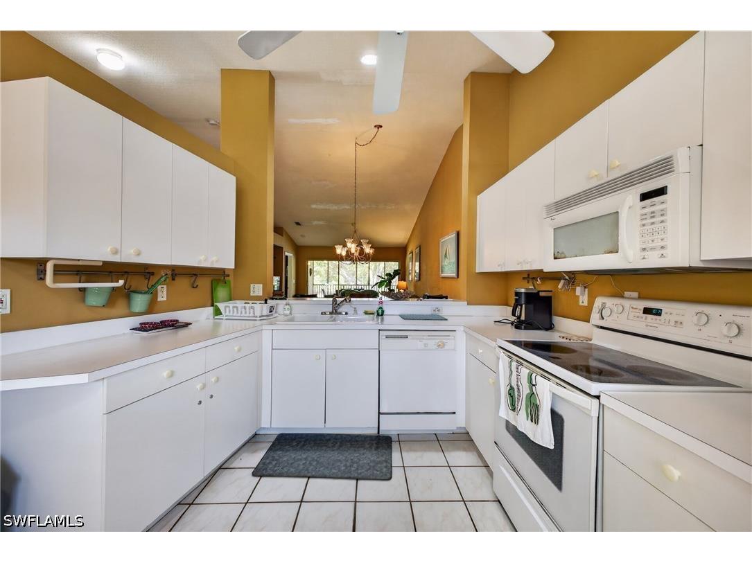705 Luisa Lane #822 Naples FL 34104 226020046 image12