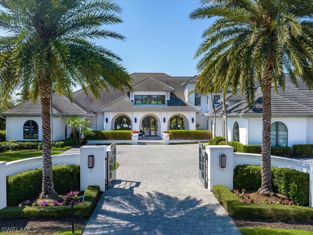 705 Myrtle Road Naples FL 34108 223017775 image1