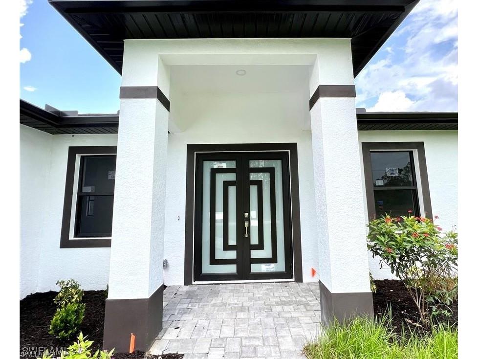 705 Marvin Avenue N Lehigh Acres FL 33971 223054462 image1