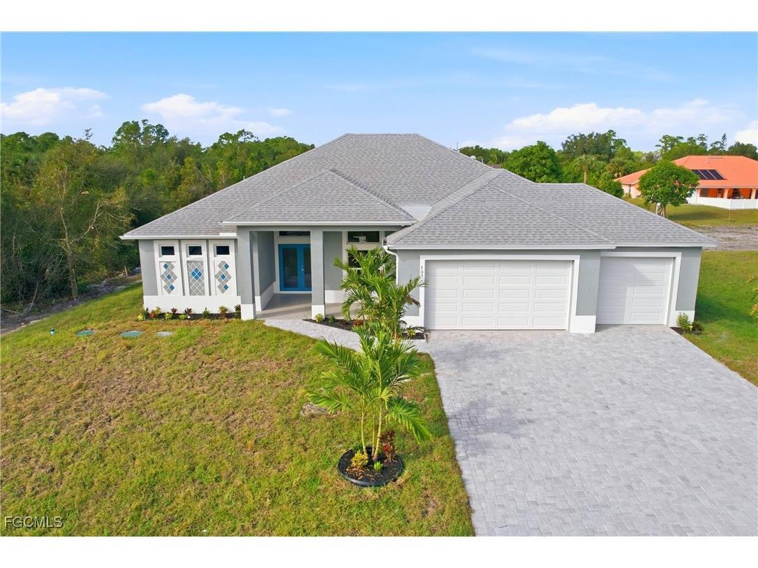 705 Mckinley Avenue Lehigh Acres FL 33972 2025017948 image2