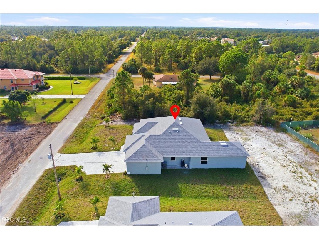 705 Mckinley Avenue Lehigh Acres FL 33972 2025017948 image3