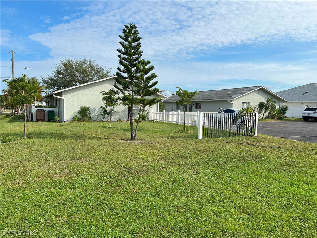 705 SE 12th Court #1-4 Cape Coral FL 33990 223089227 image1