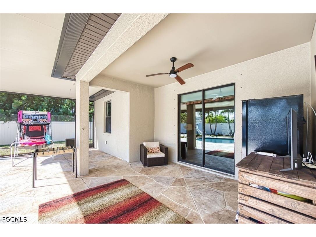 705 SW 10th Place Cape Coral FL 33991 2026017704 image30