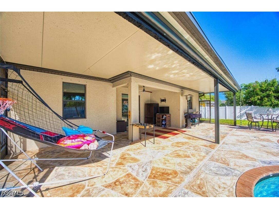 705 SW 10th Place Cape Coral FL 33991 2026017704 image32