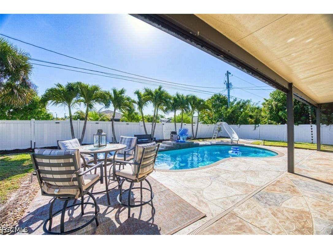 705 SW 10th Place Cape Coral FL 33991 2026017704 image4