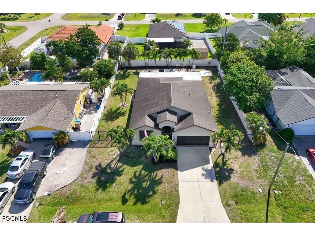 705 SW 10th Place Cape Coral FL 33991 2026017704 image48