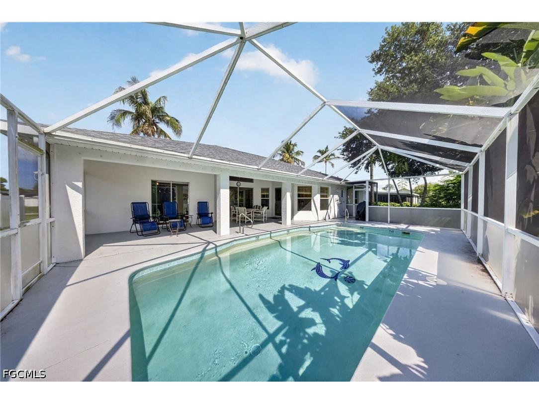 705 SW 9th Avenue Cape Coral FL 33991 2026026129 image1