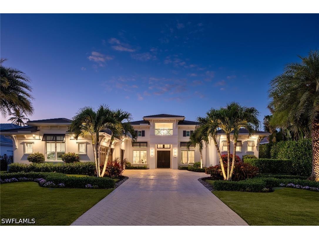 705 Wedge Drive Naples FL 34103 226015321 image1