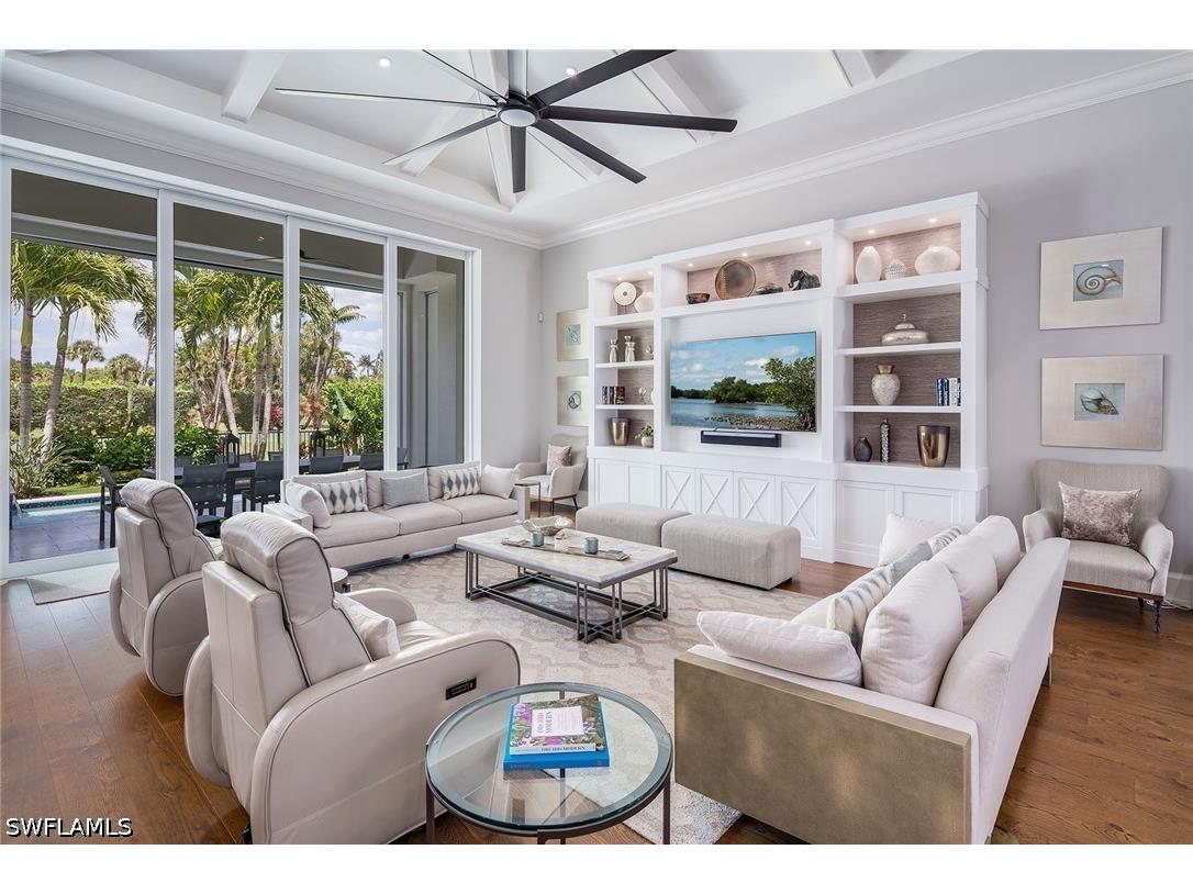 705 Wedge Drive Naples FL 34103 226015321 image2