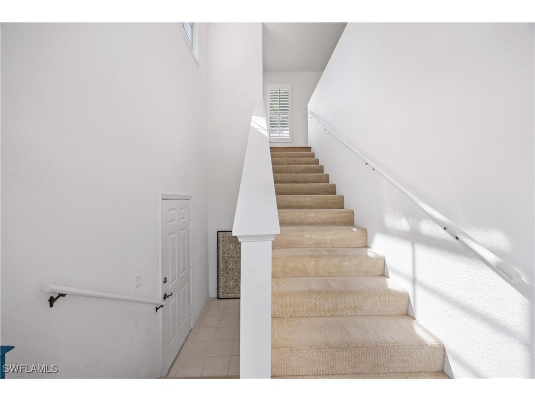 7050 Barrington Circle #202 Naples FL 34108 225076021 image3