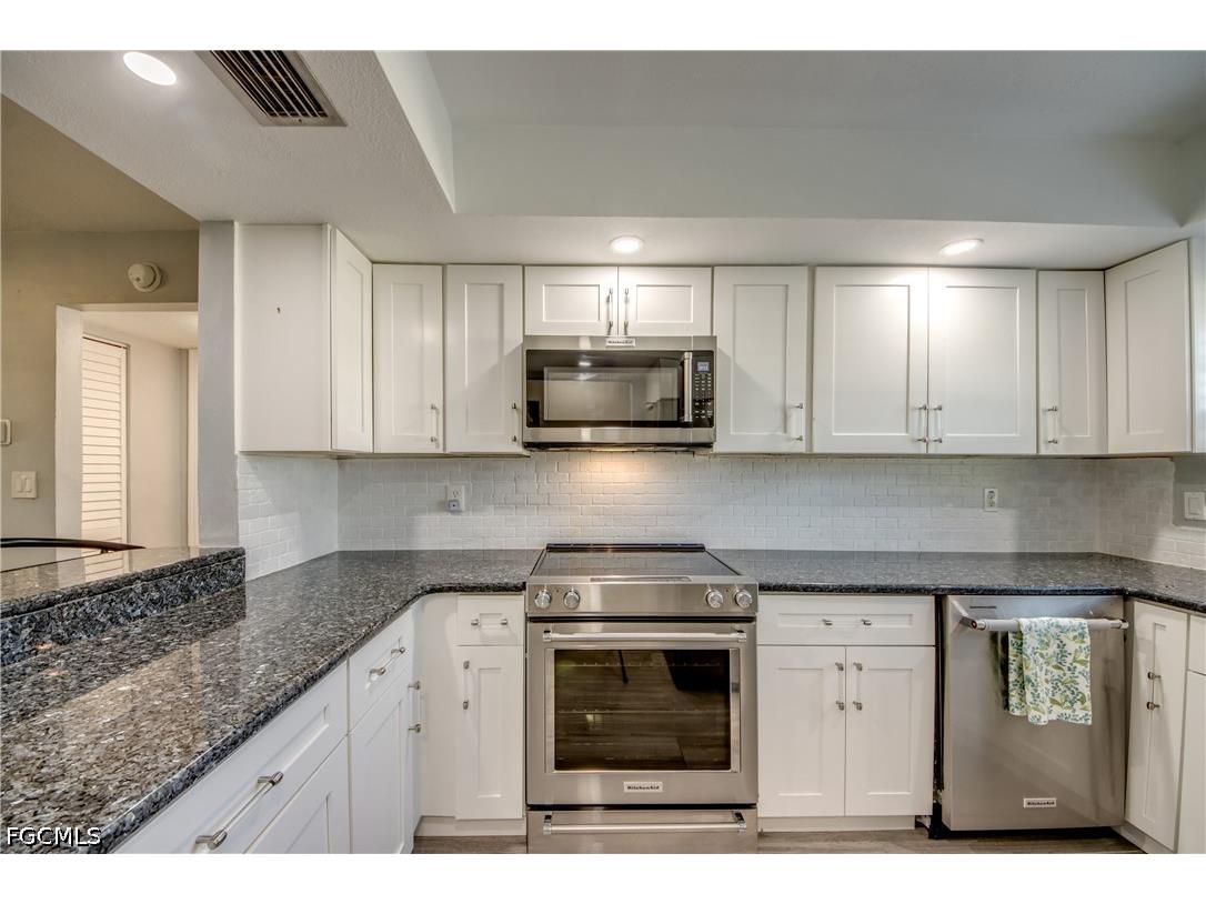 7050 Nantucket Circle #1 North Fort Myers FL 33917 2026017462 image8