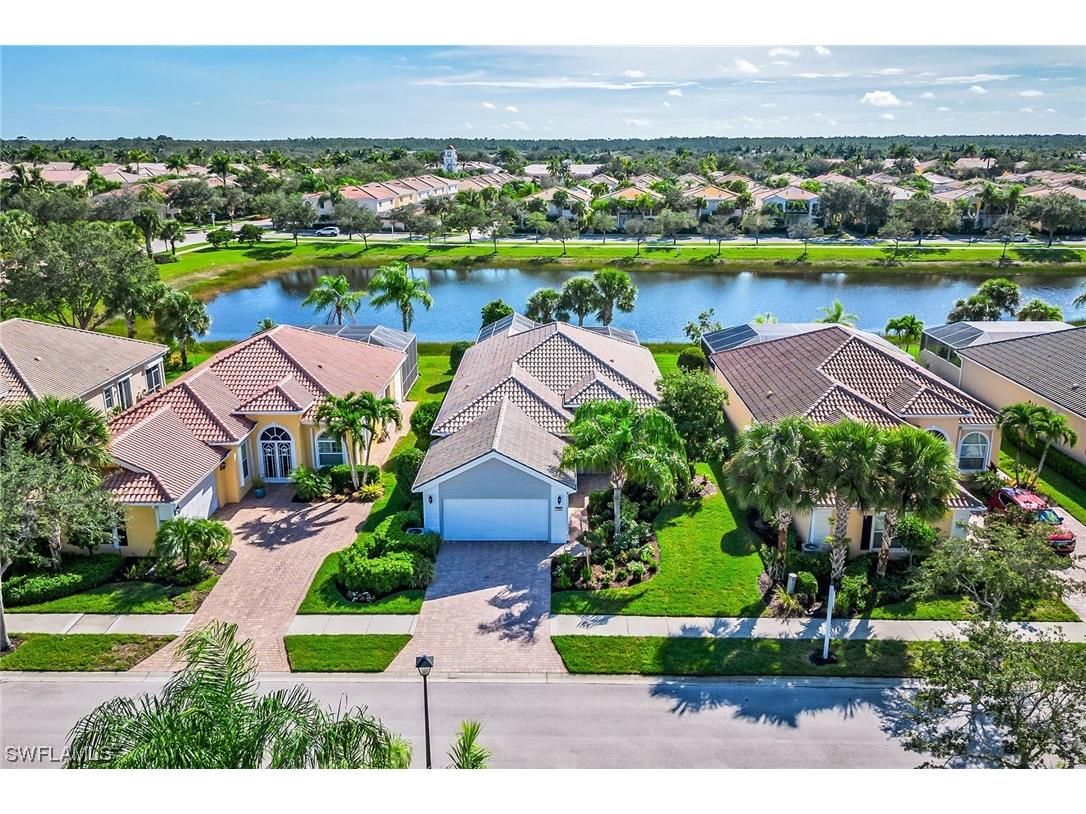 7050 Toscana Court Naples FL 34114 223071968 image1