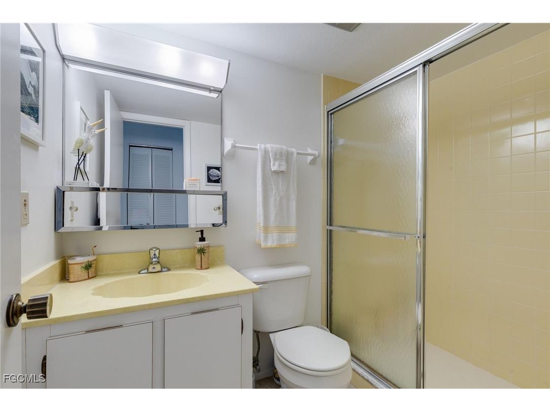 7056 Nantucket Circle #8 North Fort Myers FL 33917 2025019586 image18