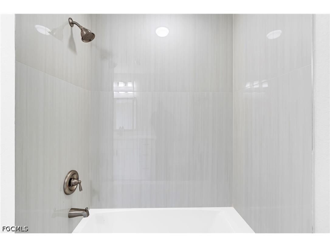 7057 Brazil Circle Labelle FL 33935 2026026045 image31