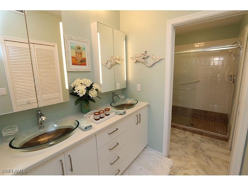 7058 Barrington Circle #102 Naples FL 34108 225084712 image9