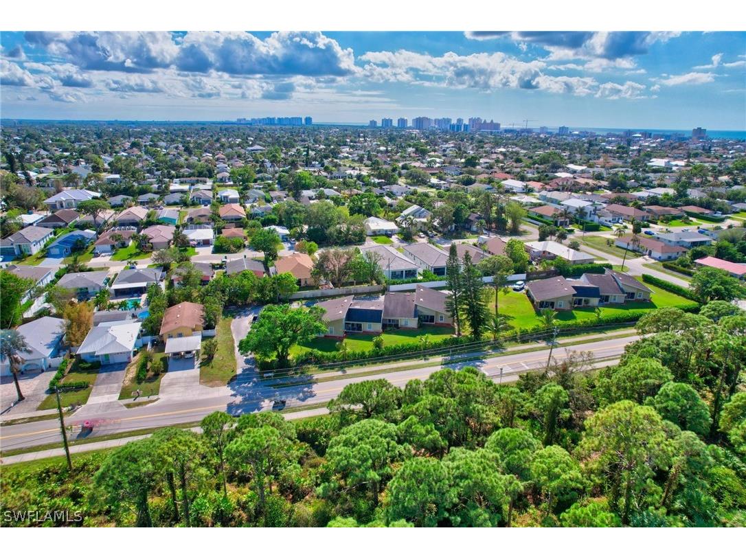 706 111th Avenue N Naples FL 34108 226009683 image1