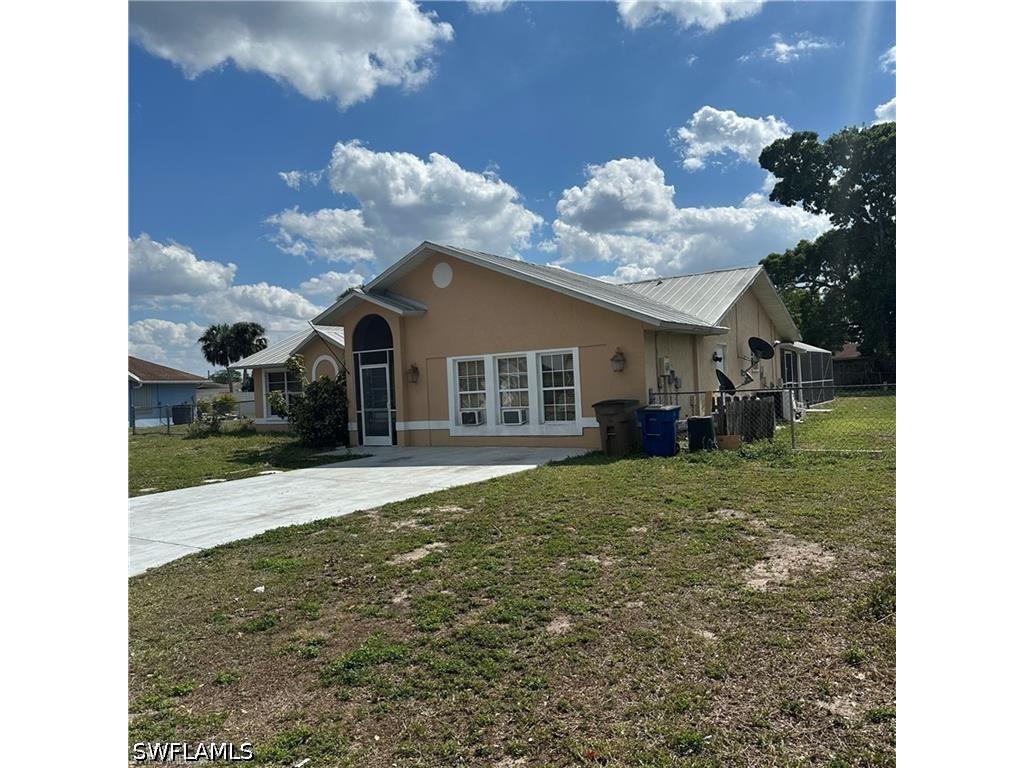 706 Arianne Court Lehigh Acres FL 33936 226012920 image2