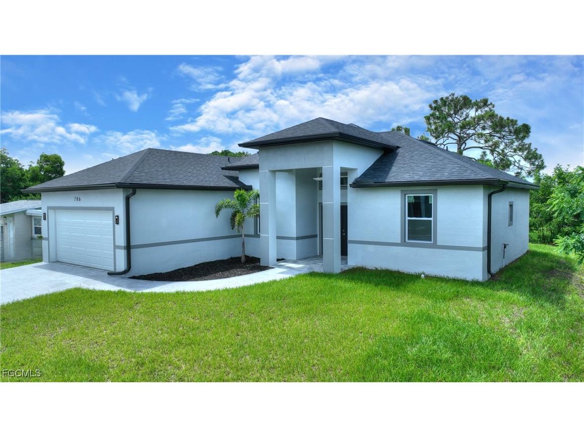 706 Coolidge Avenue Lehigh Acres FL 33936 2025002393 image2