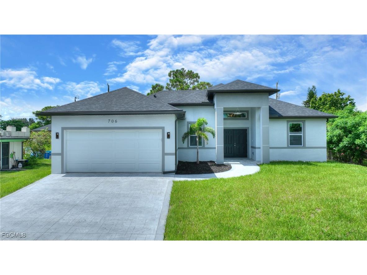 706 Coolidge Avenue Lehigh Acres FL 33936 2025006671 image1