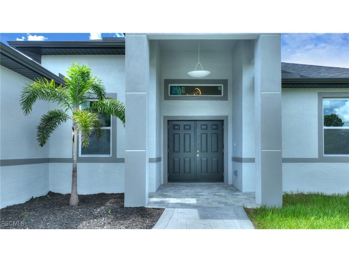 706 Coolidge Avenue Lehigh Acres FL 33936 2025006671 image3
