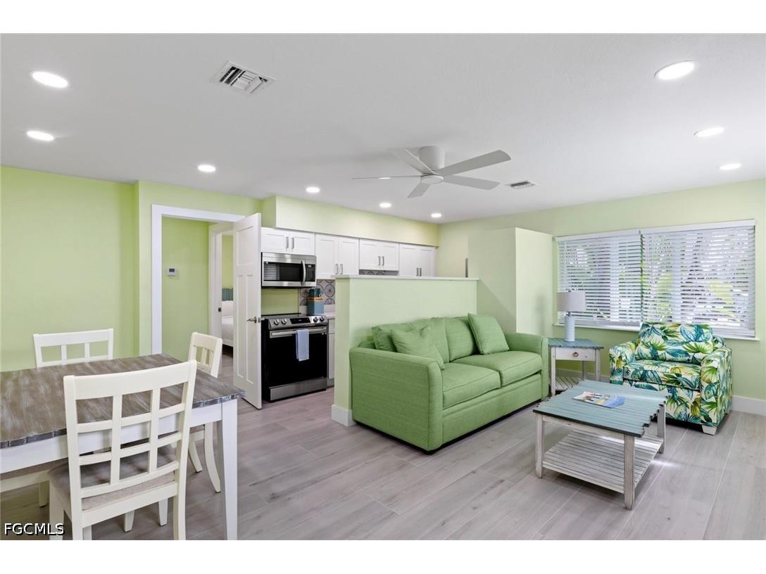 706 Donax Street Sanibel FL 33957 2026014066 image11