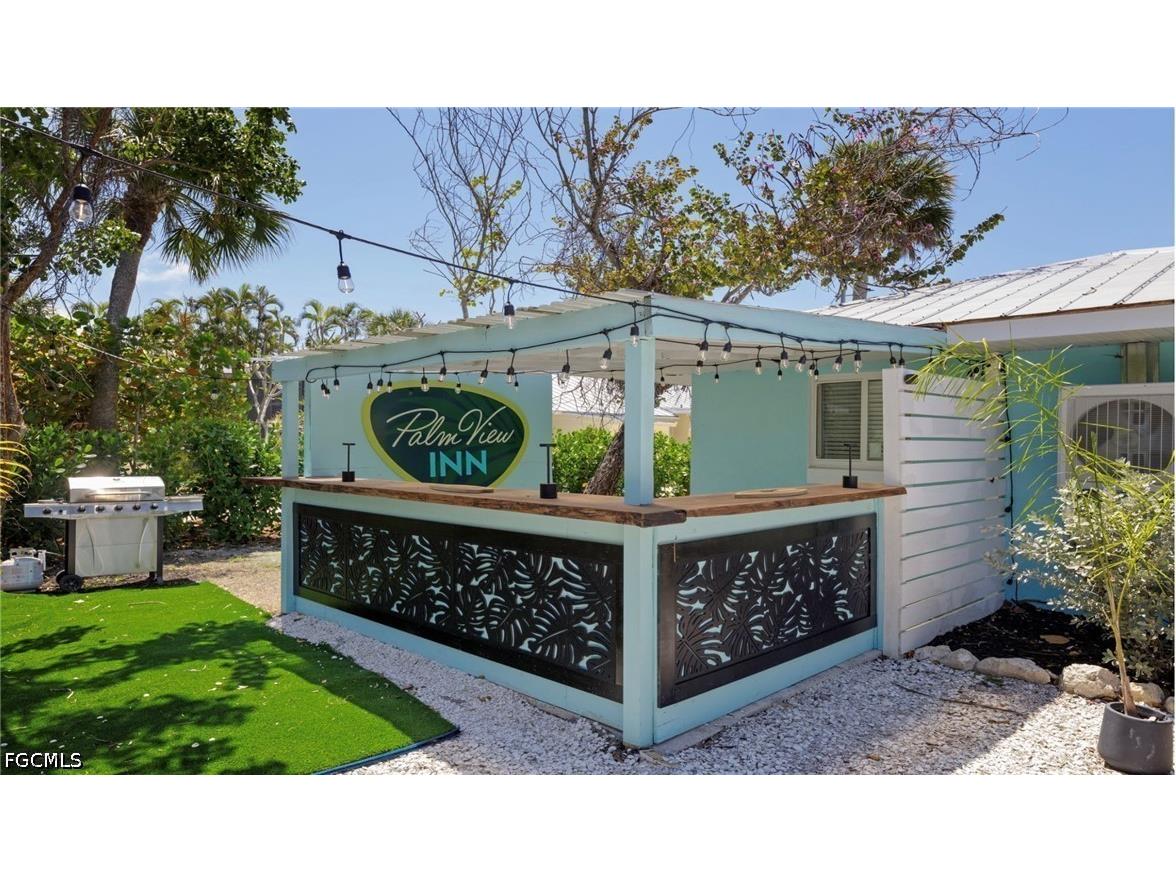 706 Donax Street Sanibel FL 33957 2026014066 image2