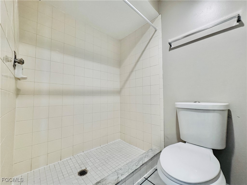 706 SE 13th Court #I Cape Coral FL 33990 2025018471 image20