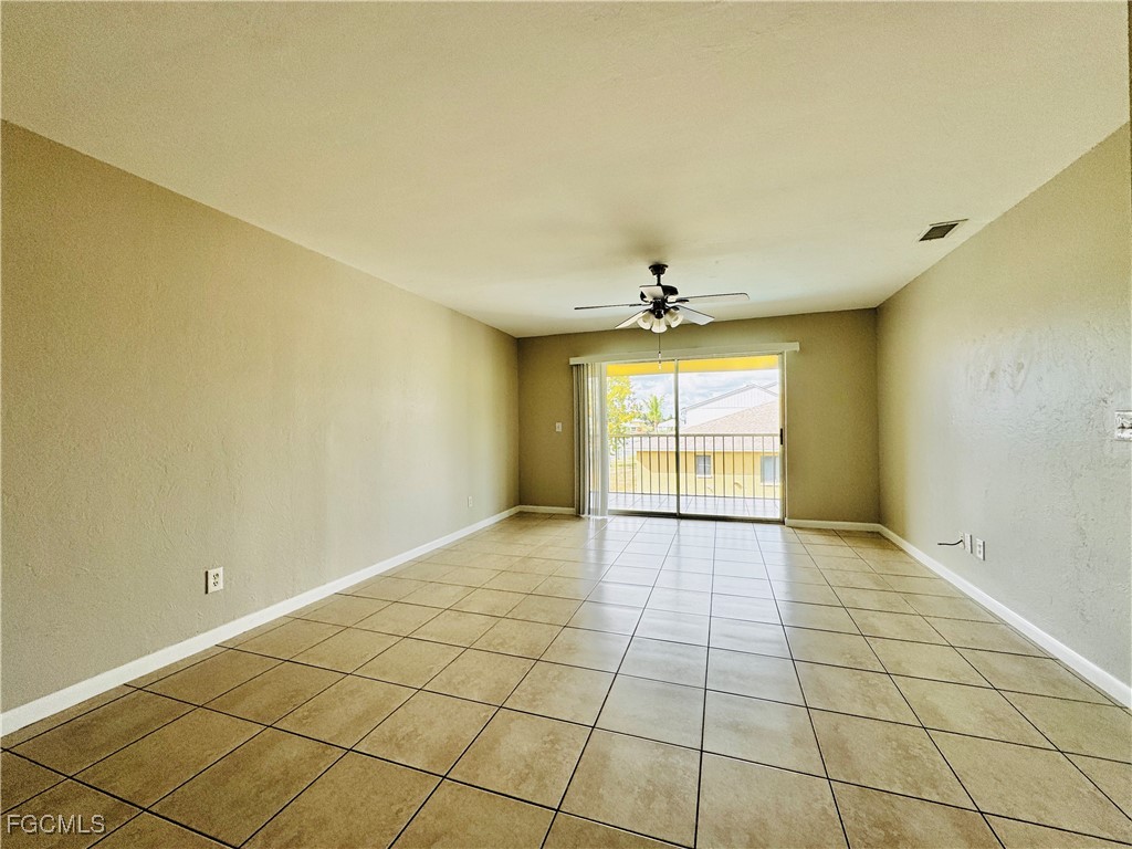 706 SE 13th Court #J Cape Coral FL 33990 2025025698 image2