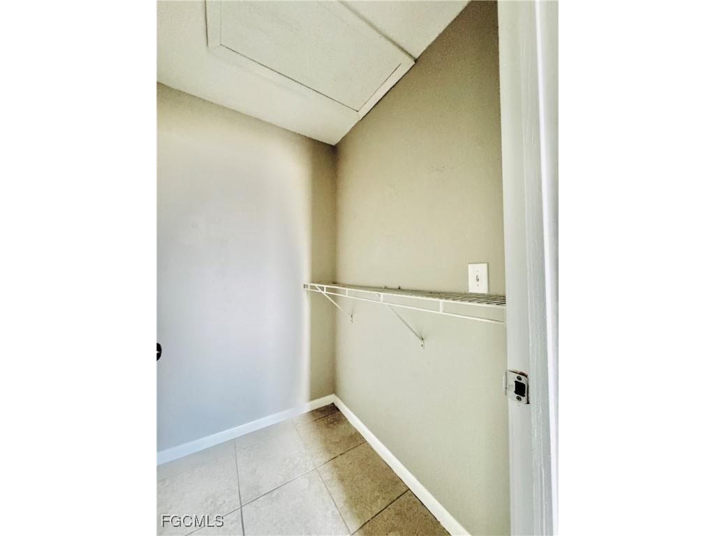 706 SE 13th Court #J Cape Coral FL 33990 2025025698 image20