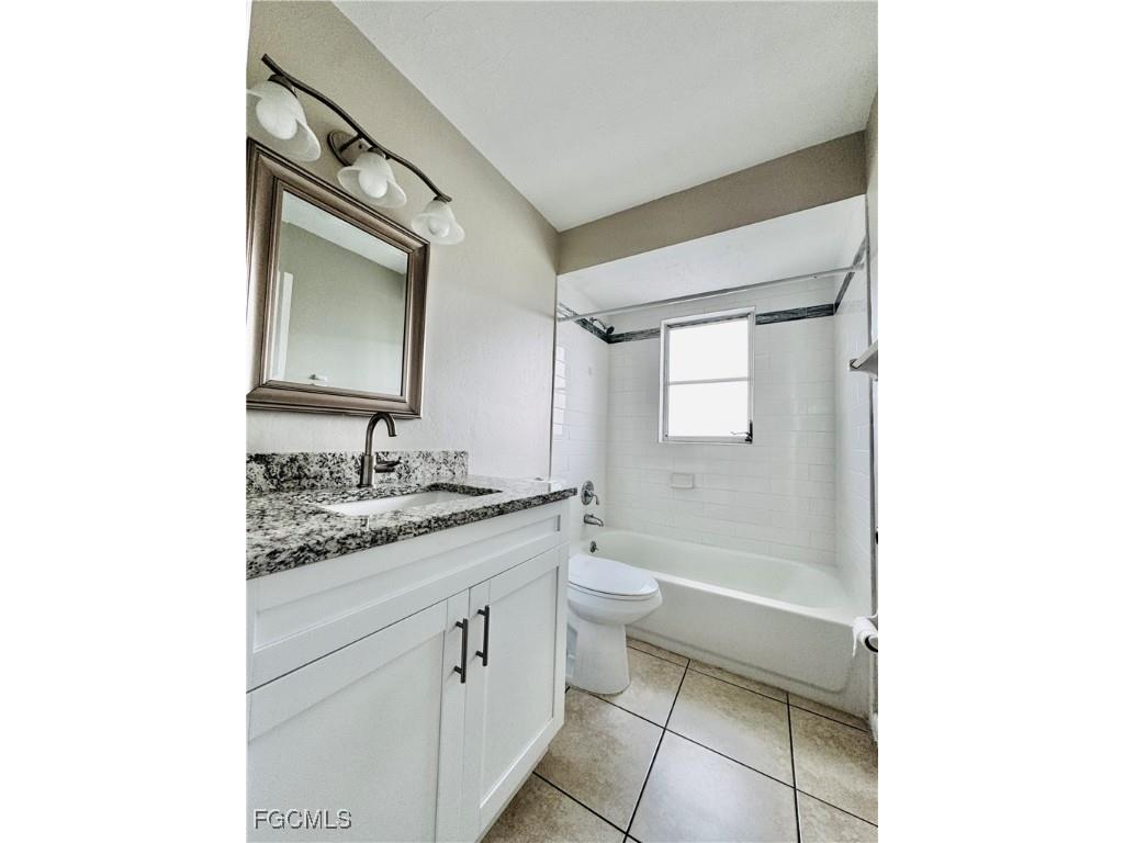 706 SE 13th Court #J Cape Coral FL 33990 2025025698 image24