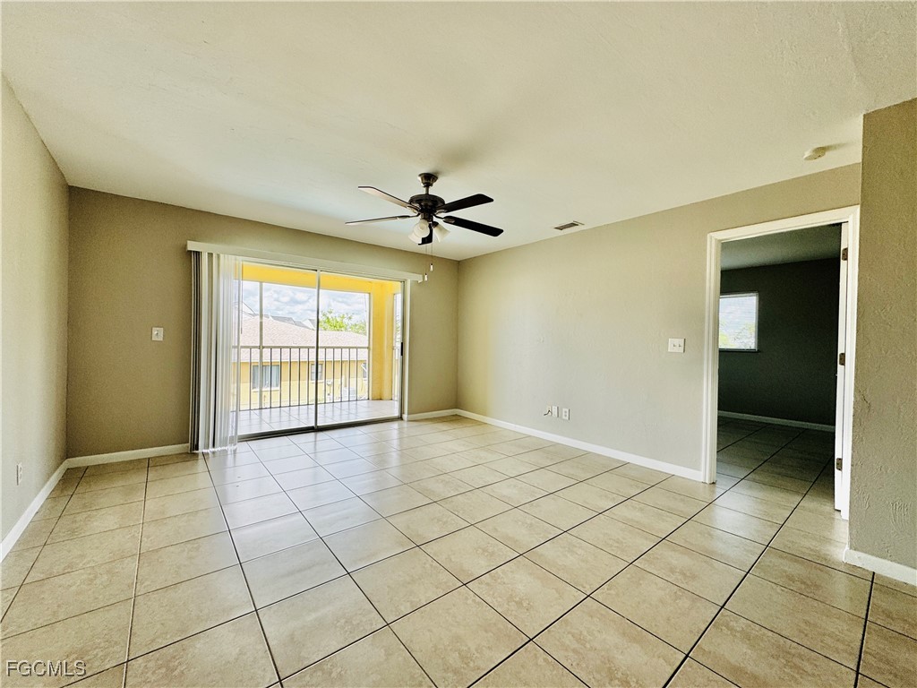 706 SE 13th Court #J Cape Coral FL 33990 2025025698 image4