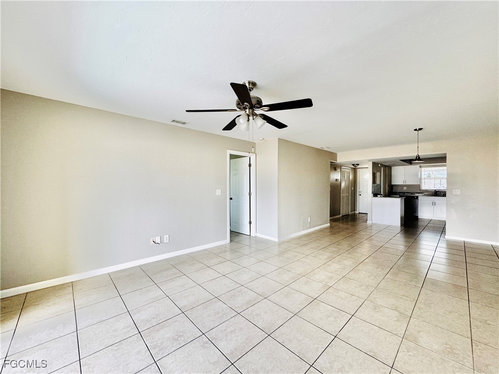 706 SE 13th Court #J Cape Coral FL 33990 2025025698 image5