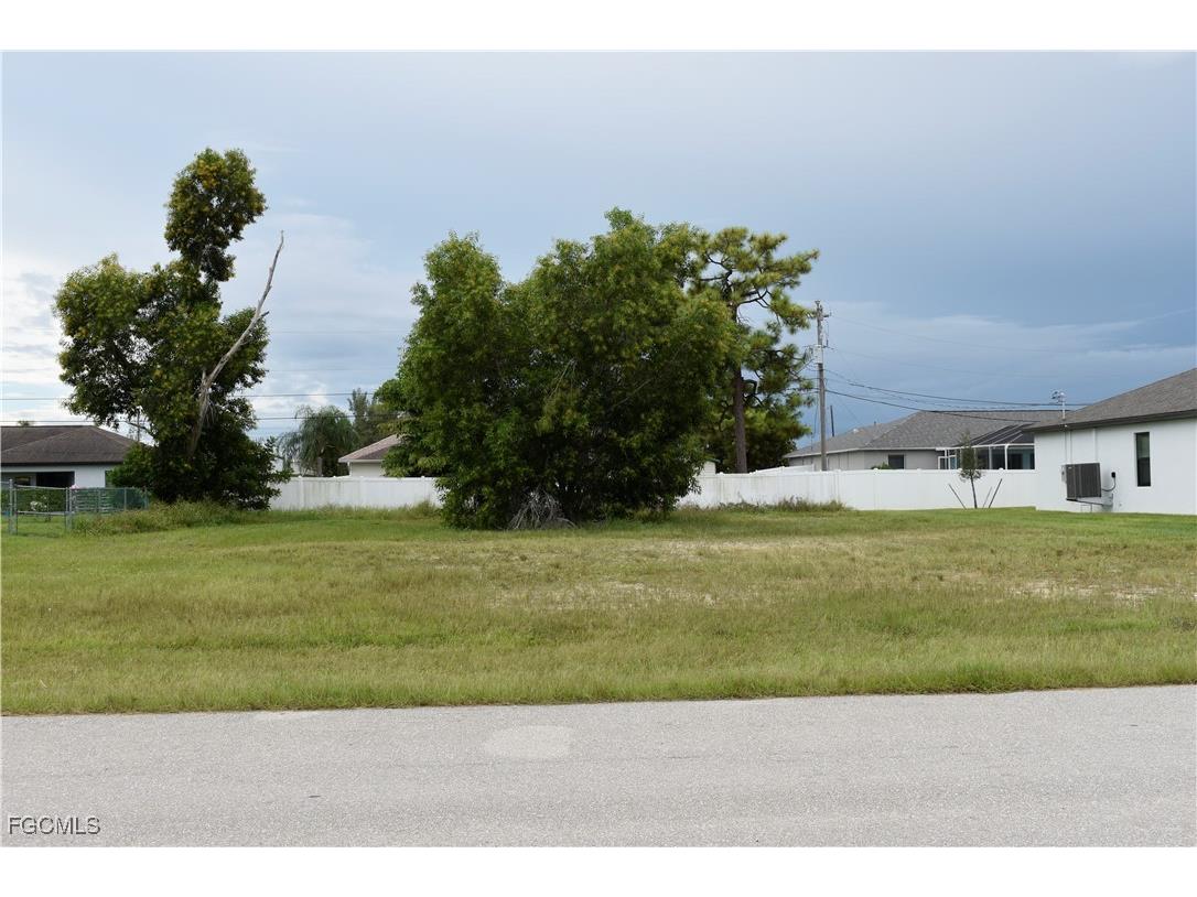 706 SW 21st Street Cape Coral FL 33991 2025011878 image3