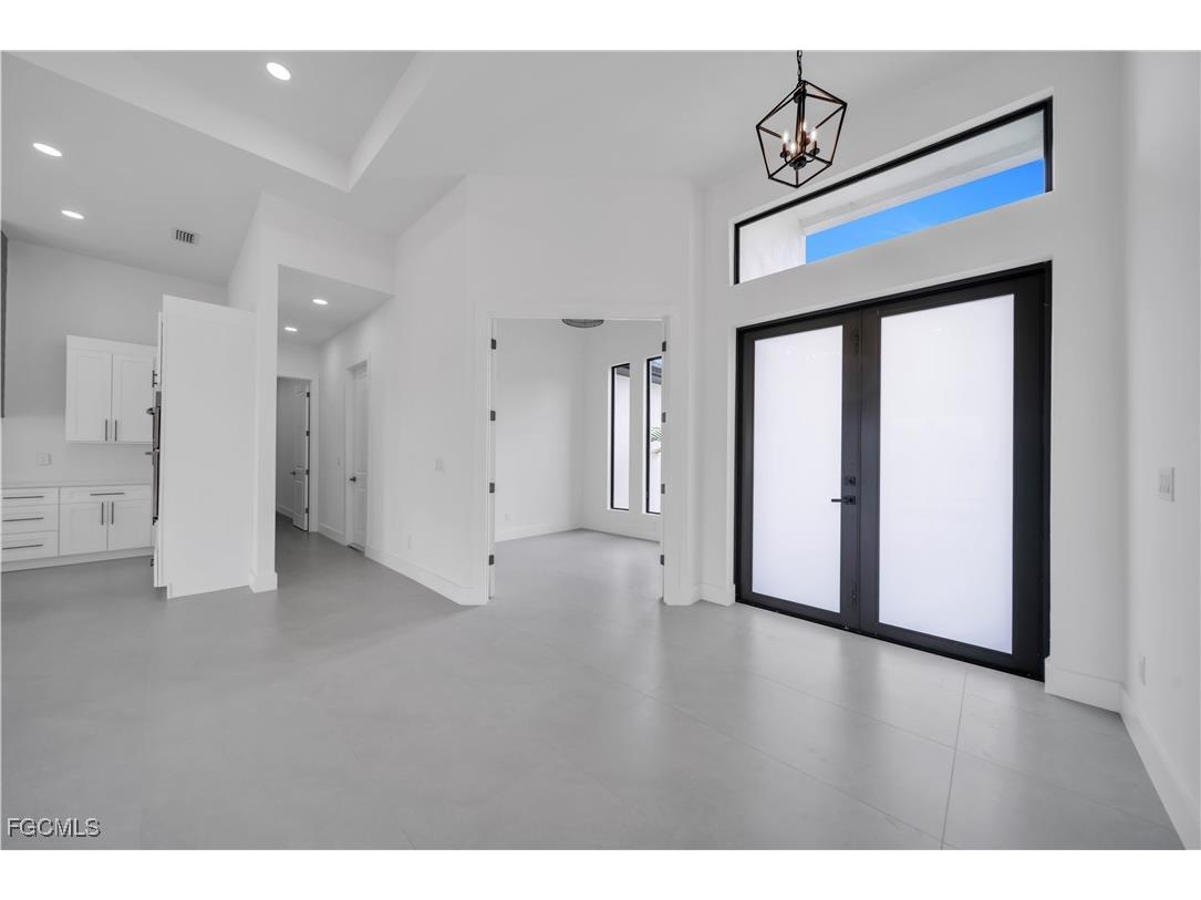 706 SW 28th Street Cape Coral FL 33914 2025005337 image13