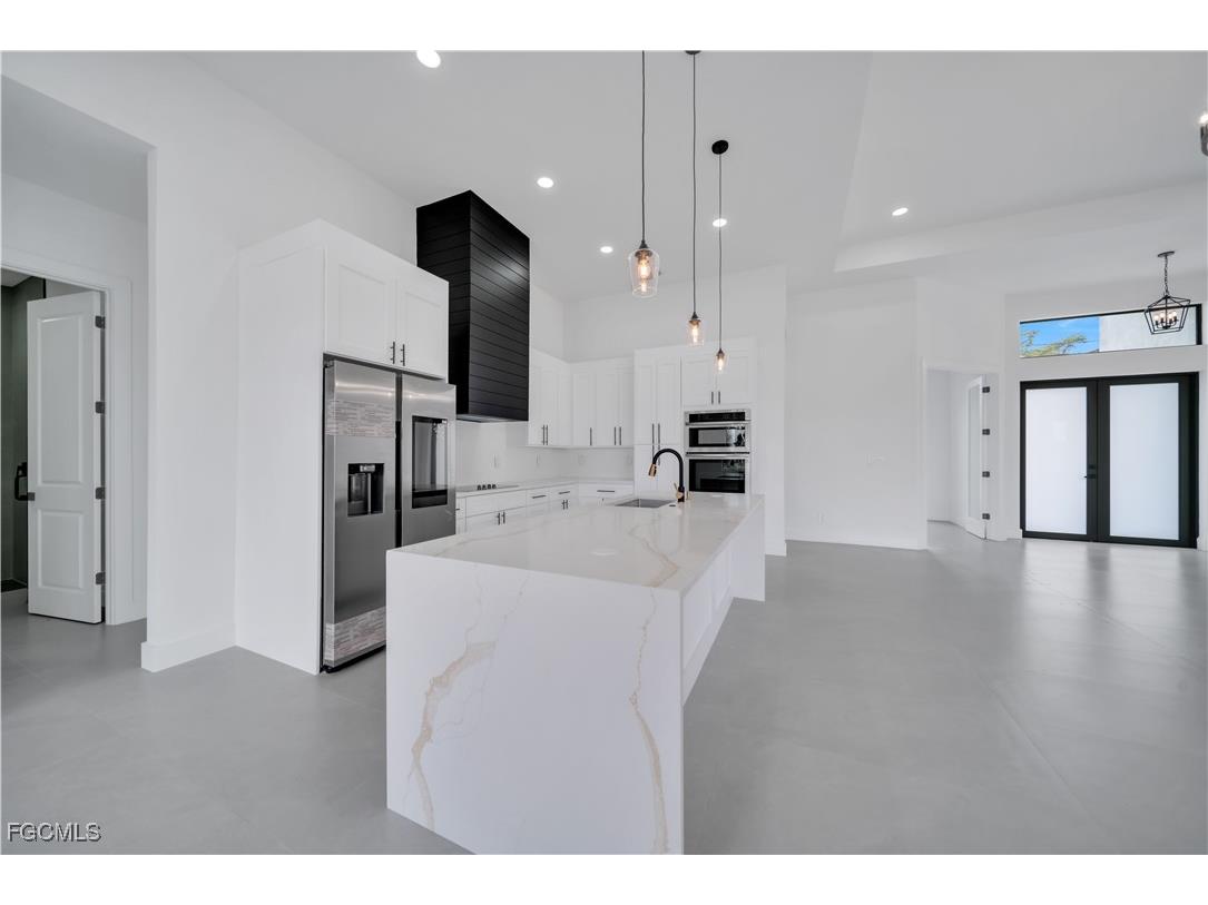 706 SW 28th Street Cape Coral FL 33914 2025005337 image19