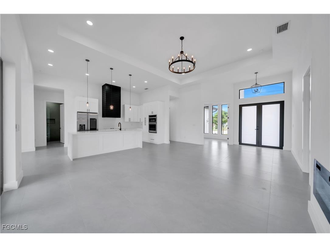 706 SW 28th Street Cape Coral FL 33914 2025005337 image20