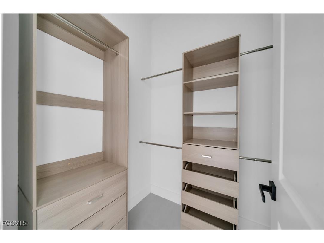 706 SW 28th Street Cape Coral FL 33914 2025005337 image23