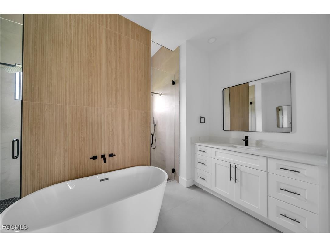 706 SW 28th Street Cape Coral FL 33914 2025005337 image26