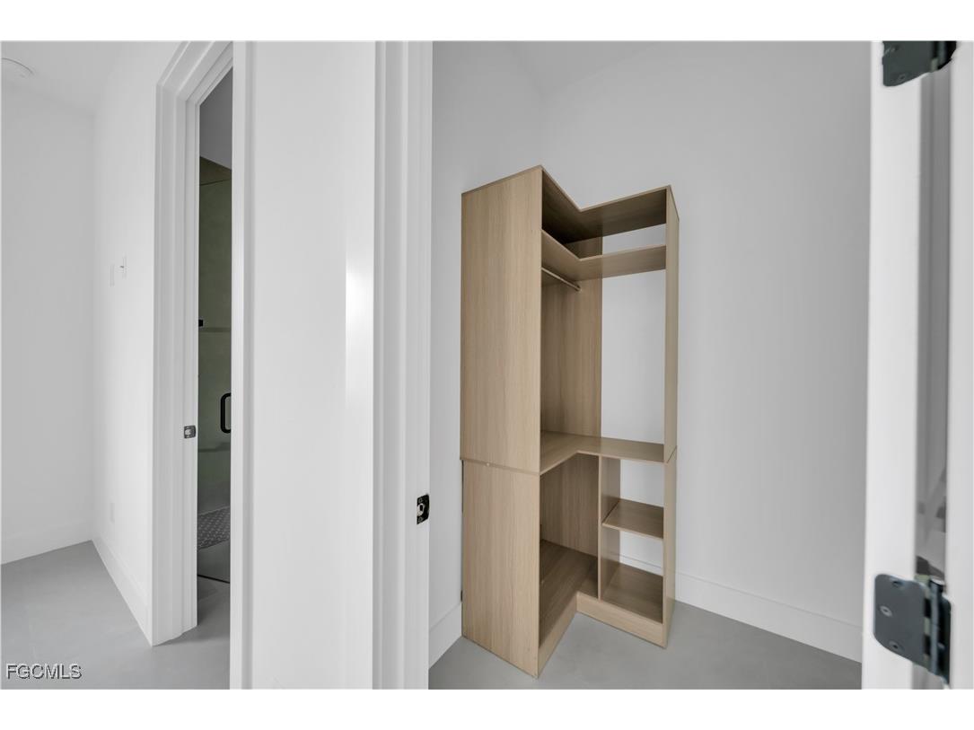 706 SW 28th Street Cape Coral FL 33914 2025005337 image39