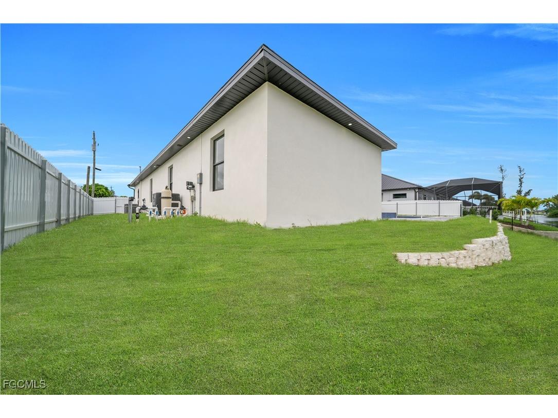 706 SW 28th Street Cape Coral FL 33914 2025005337 image45