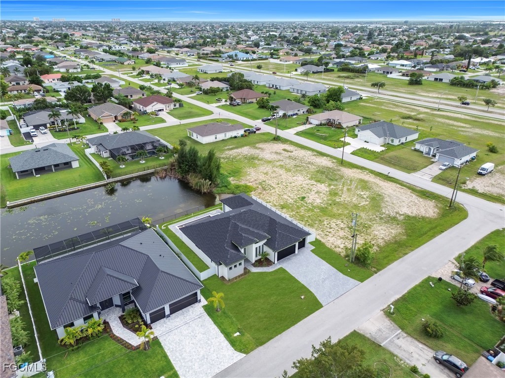 706 SW 28th Street Cape Coral FL 33914 2025005337 image8