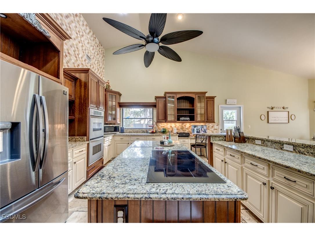 706 SW 6th Street Cape Coral FL 33991 2025022991 image15