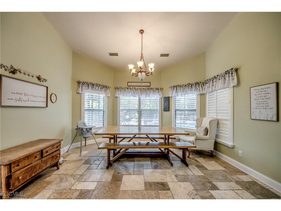 706 SW 6th Street Cape Coral FL 33991 2025022991 image16