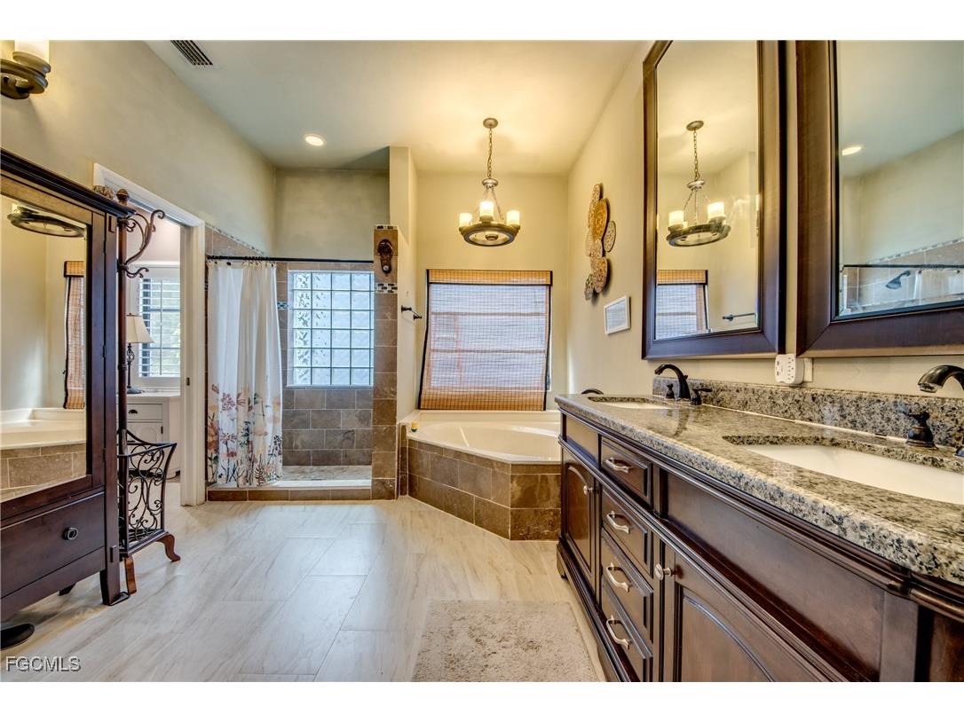 706 SW 6th Street Cape Coral FL 33991 2025022991 image20
