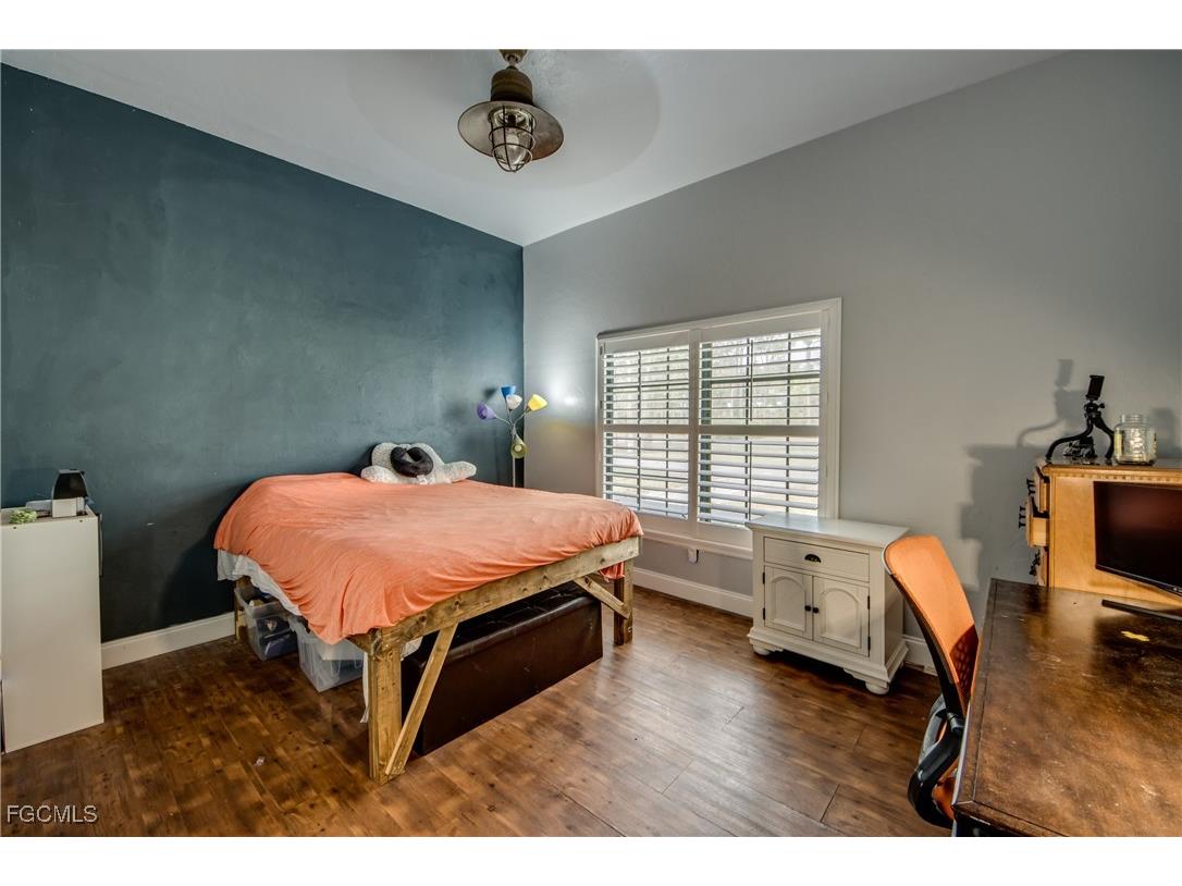706 SW 6th Street Cape Coral FL 33991 2025022991 image22