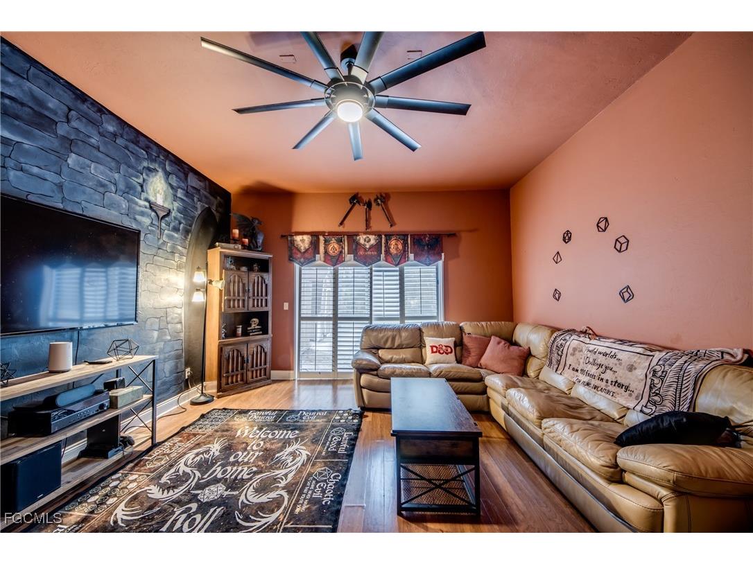 706 SW 6th Street Cape Coral FL 33991 2025022991 image27