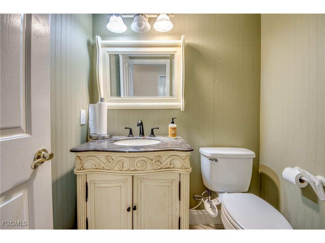706 SW 6th Street Cape Coral FL 33991 2025022991 image30